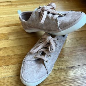 Sperry suede shoes , light mauve , size 7. Excellent condition